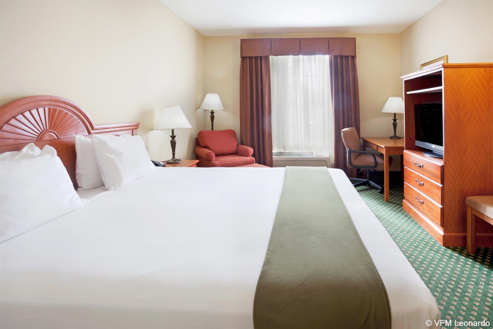 Holiday Inn Express Windsor Sonoma Wine Country By Ihg Bagian luar foto