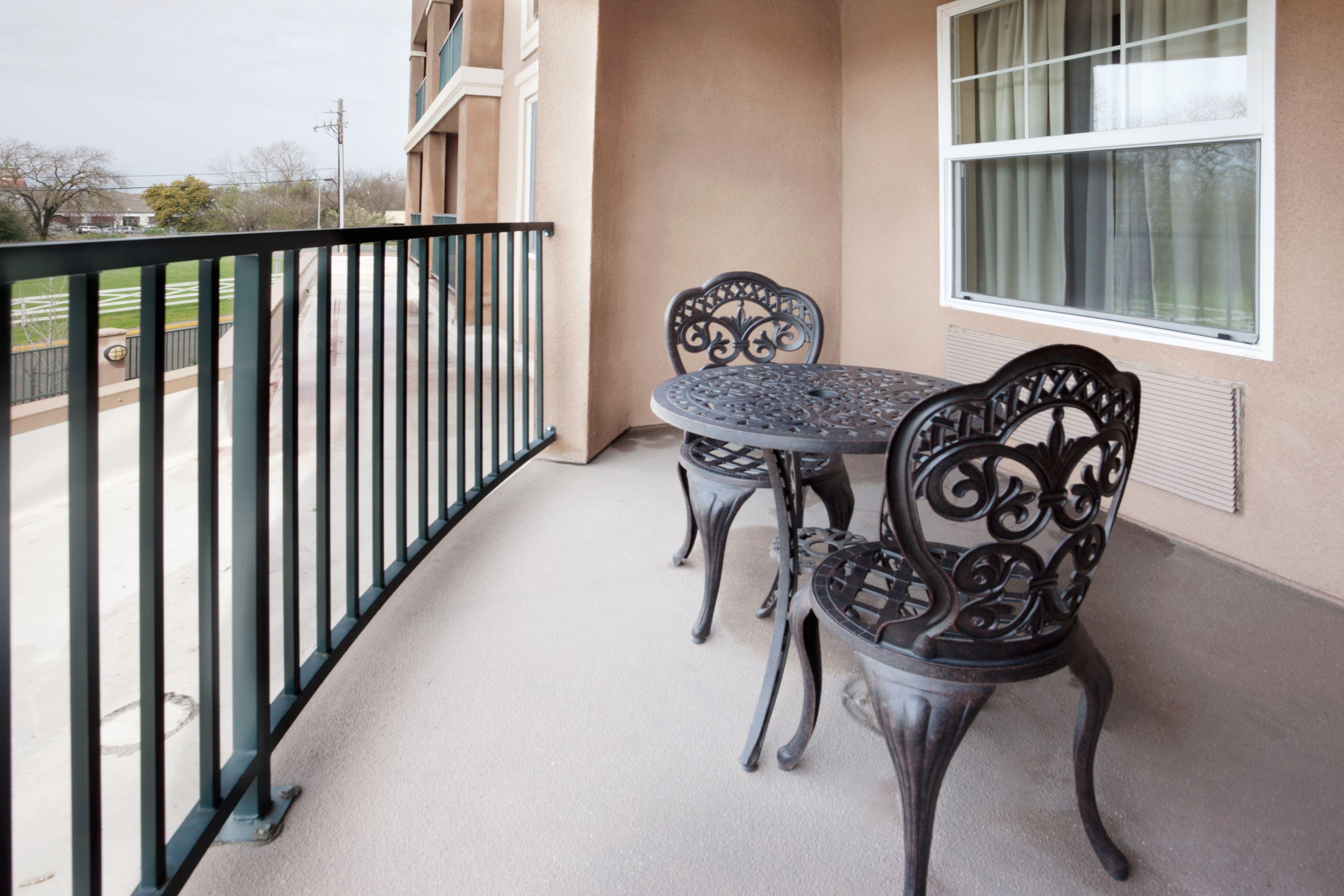 Holiday Inn Express Windsor Sonoma Wine Country By Ihg Bagian luar foto