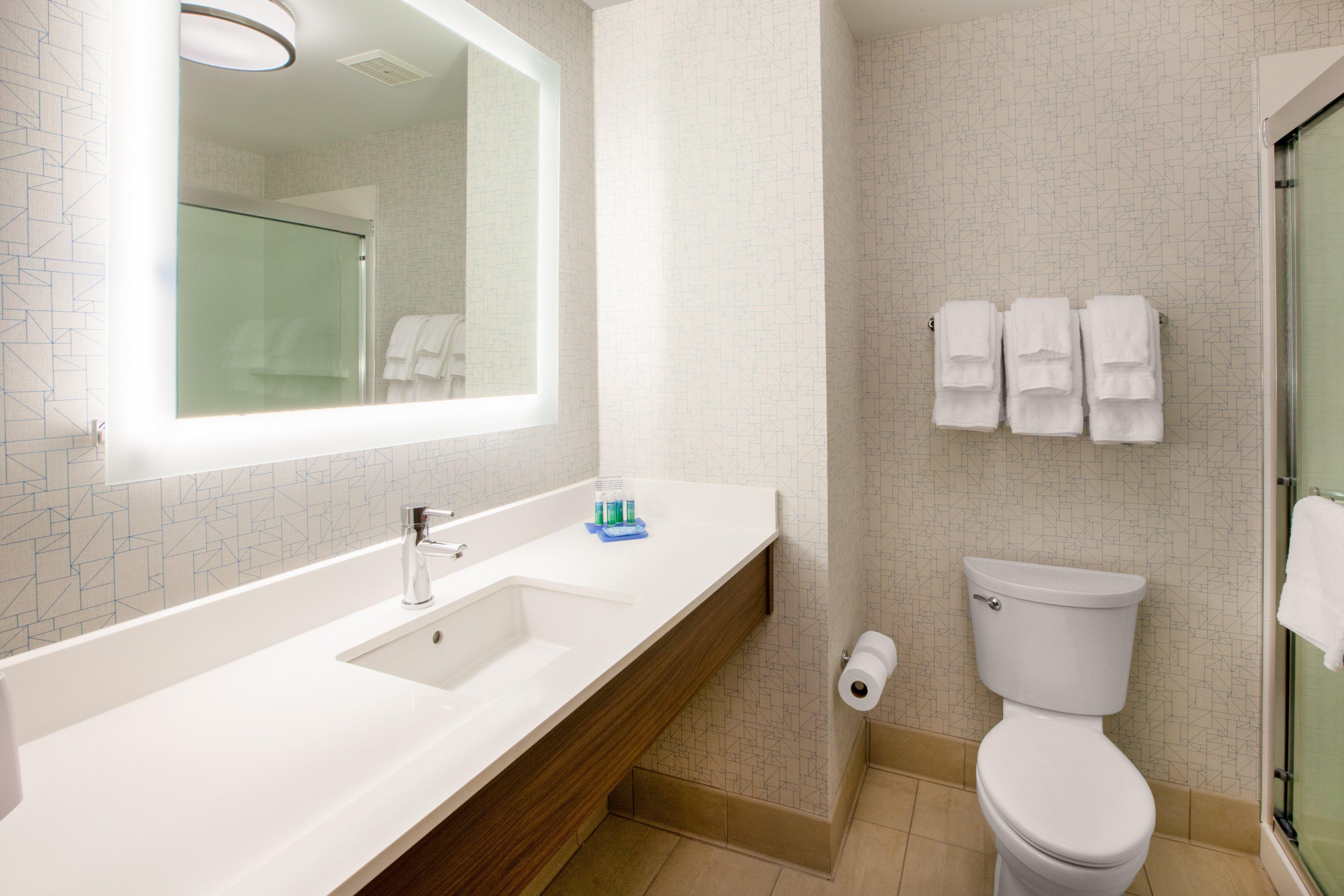Holiday Inn Express Windsor Sonoma Wine Country By Ihg Bagian luar foto